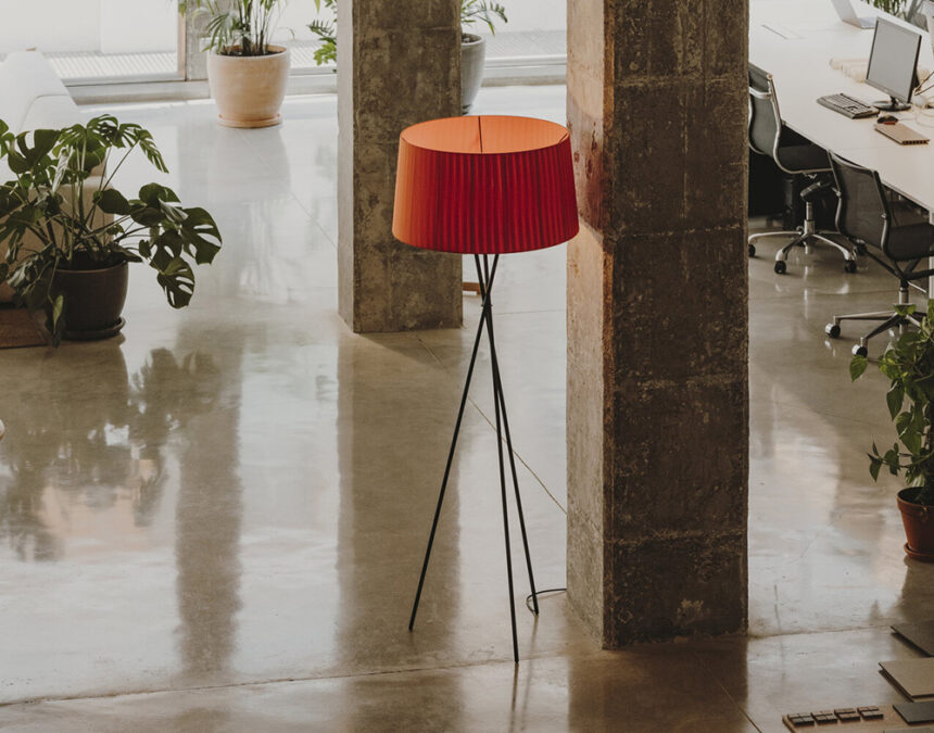 Santa Cole Tripode Floor