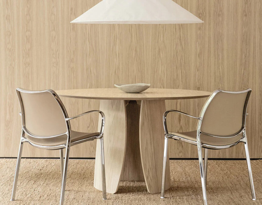Stua Petal Table