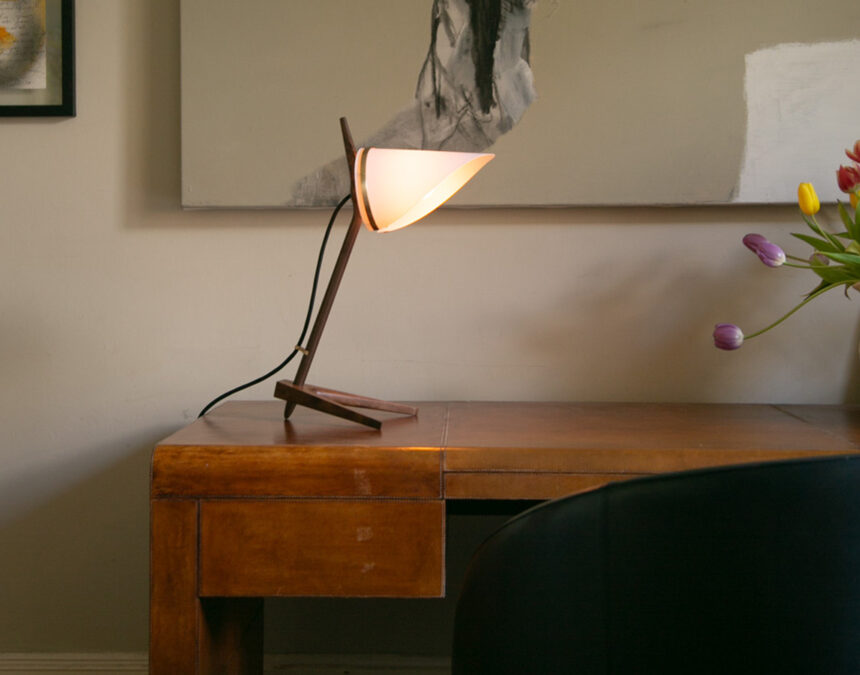 Joe armitage table light