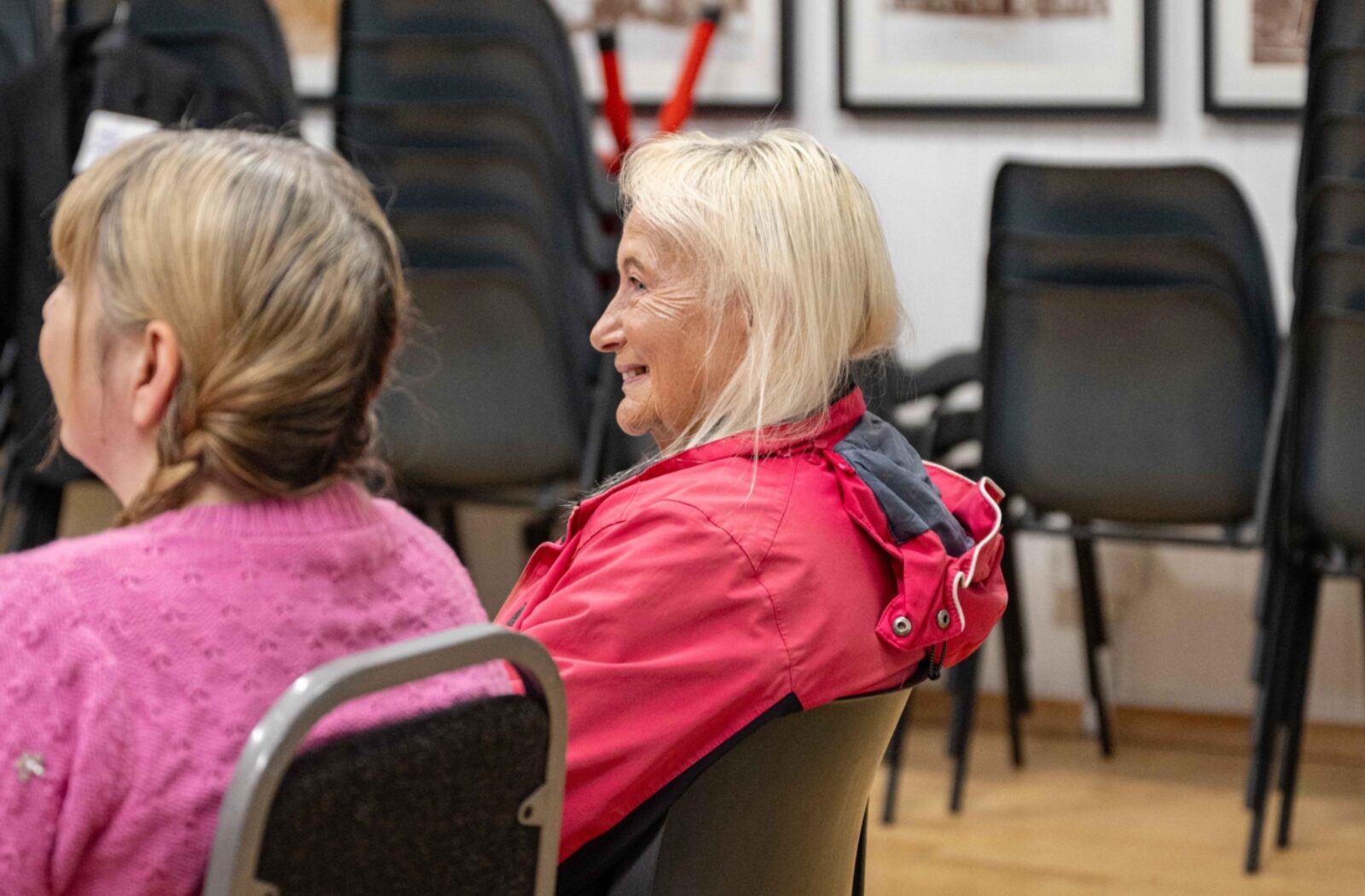 20251113 10 Feet Tall 077