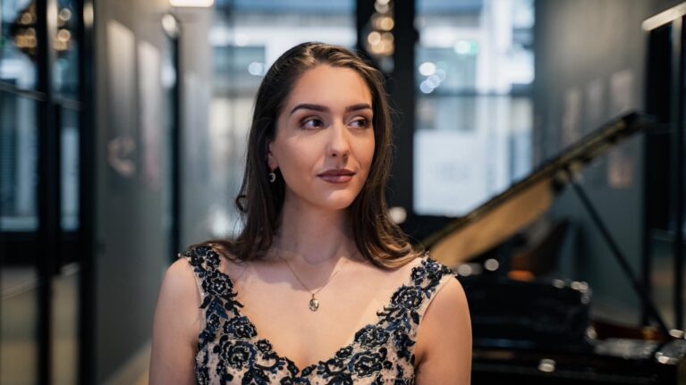 Image of Lucy Farrimond looking off to the side