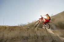 30835 Enduro EC 250 2023 Action