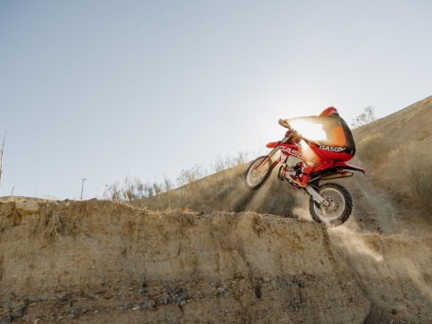 30835 Enduro EC 250 2023 Action