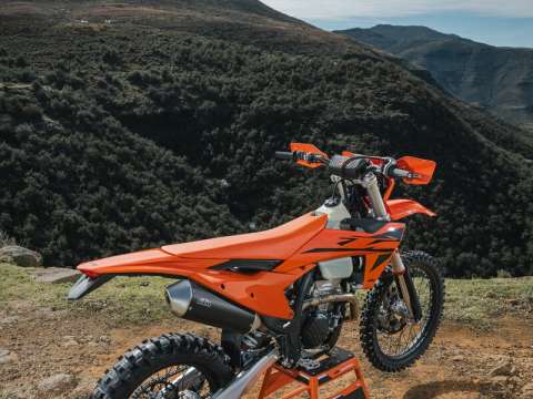 592910 MY25 KTM 350 EXC F3 02 STATIC EXC Range