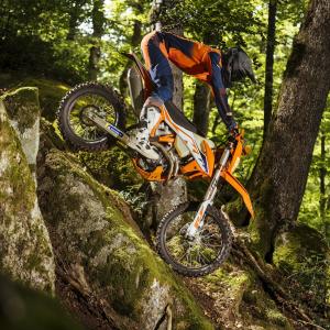 KTM rider on Michelin Bib Mousses