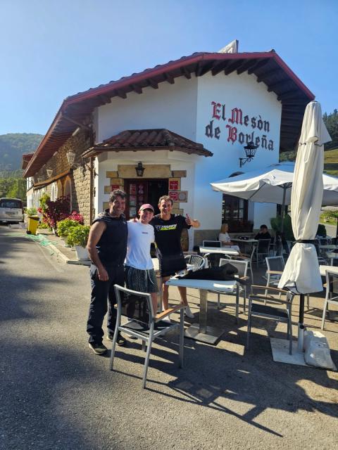 Pub stop burts crayston hixpania 2025