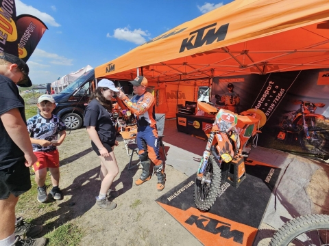 494939760 10233131397981003 746819284496568161 n