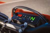 KTM 690 SMC R TFT Display and Rider Information