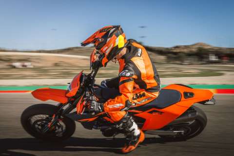 KTM 690 SMC R Track Corner