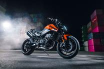 753847 MY27 KTM 790 DUKE STATIC EUROPE GLOBAL Static