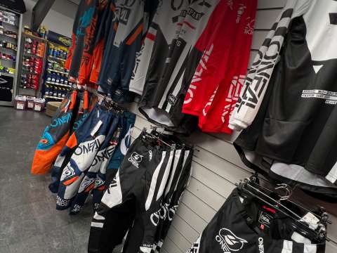 Triple d showroom race gear mobile