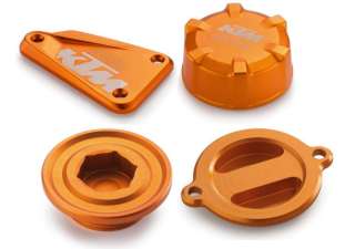 06 10 22 0933 890 Adventure Duke Bundle 01