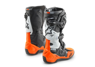 TECH 10 BOOTS REAR