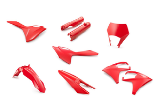PLASTIC PARTS KIT RED
