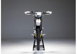 14 07 2023 1411 sur ron Ultra Bee prod img 02