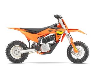 27112024 1632 ktm sxe 3 0001