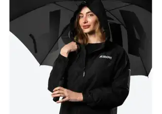 Airoh umbrella open front
