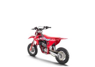 11032025 1116 gg mc e 3 0003