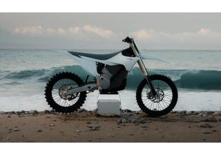 07062025 1233 starkvarg mx wht 001