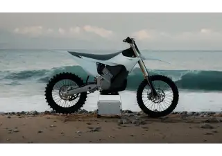 07062025 1233 starkvarg mx wht 001