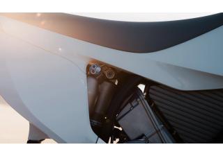 07062025 1233 starkvarg mx wht 004