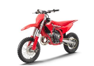 PHO BIKE PERS LIVO GASGAS 2025 MC 65 front left SALL AEPI V1