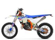 PHO BIKE 90 LI KTM enduro 300 exc 6days left side studio image SALL AEPI V1