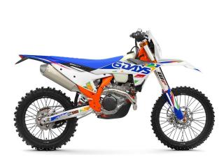 PHO BIKE 90 RE KTM enduro 500 excf 6days right side studio image SALL AEPI V1