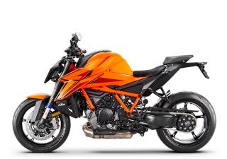 180226 1225 1390duke2026evo R 002