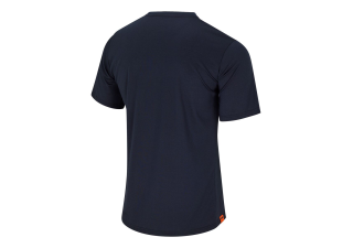 Convert 1200 Wx1200 H PHO PW PERS RS 729858 3 PW26001310 X ESSENTIAL TEE DARK BLUE BACK LIFESTYLE SALL AWSG V1