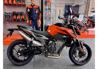 KTM 790 Duke Orange