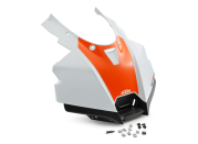 Convert 1200 Wx1200 H PHO PP NMON 739165 A67408953044 Front fairing Studio Pictures Street SALL AWSG V1