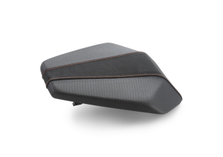 Convert 1200 Wx1200 H PHO PP NMON 663236 A60707047000 C1 B Pillion seat Studio Pictures Street SALL AWSG V1