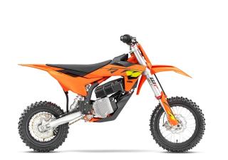 090626 1108 ktm sx e 5 001