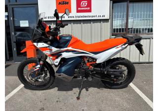 2025 890 lanyon 1
