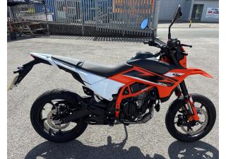 2026 125 smc r 1