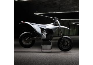 Stark Varg SM 2026 10 26 White 01