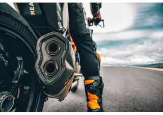 Pho pp mon 61705979000 akrapovic slip on line detail sall awsg v1