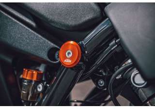 Pho pp mon 6360398804404a plug detail sall awsg v1