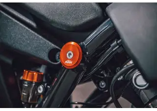 Pho pp mon 6360398804404a plug detail sall awsg v1