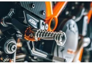 Pho pp mon 61703937044 factory footpeg system detail sall awsg v1