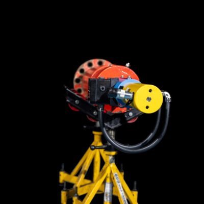 Lock open hydraulic tool