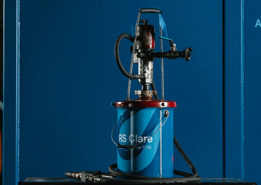 Grease pump