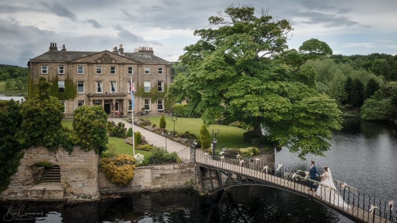 Guide to hiring a top rated Leyburn Wedding Photographer