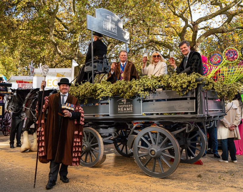 The Shepherd Neame dray with the Master Brewer, Mistress Brewer, Clerk and Beadle