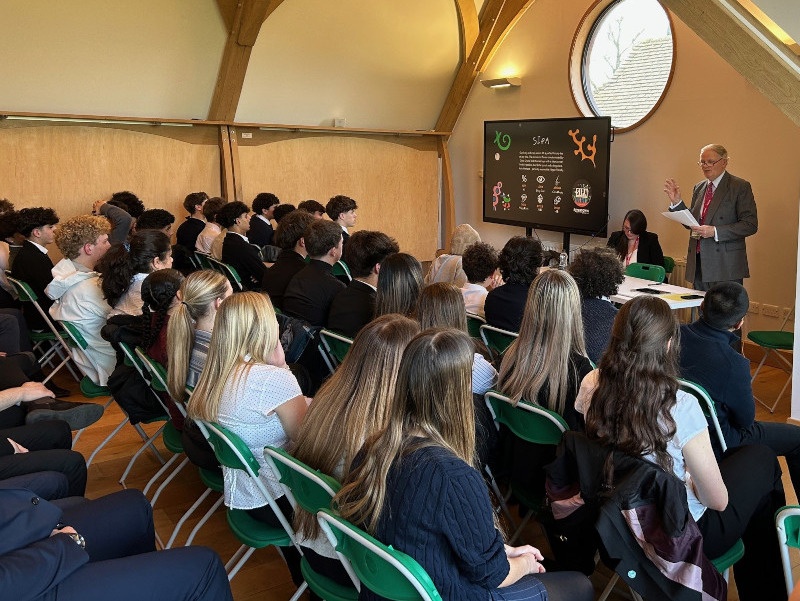 Brewers' Lectures Bring Brewing to the Classroom