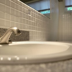 Bild Mälaröarnas Hemstäd AB (Foton Lokalvårdare, Bild Städföretag)