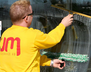 Bild JM Städservice AB (Foton Lokalvårdare, Bild Städföretag)