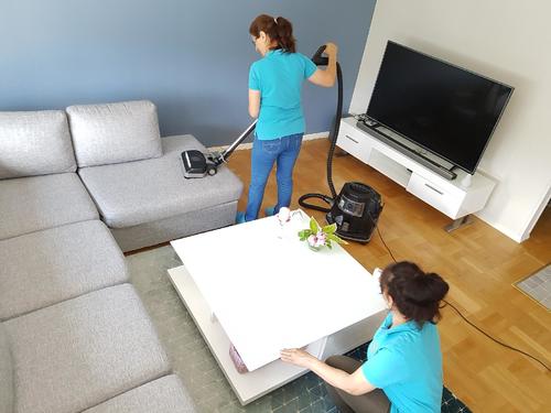 Bild Dammfritt Östergötland AB (Foton Lokalvårdare, Bild Städföretag)