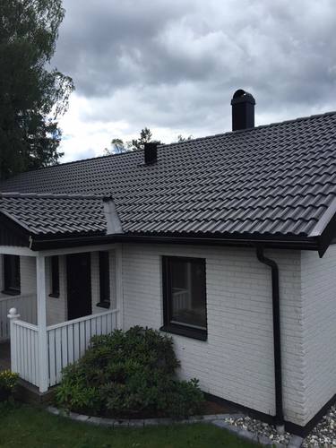 Bild Slottets plåt & tak AB (Foton Takläggare, Bild Takföretag)